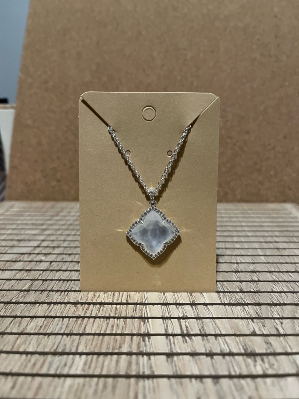 RBP6888 The Bernadette Set